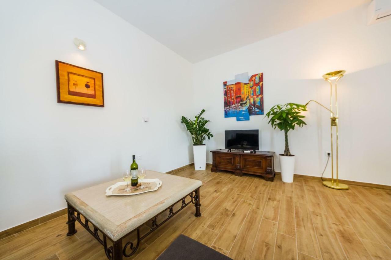 Apartment Alex Zadar Exterior photo
