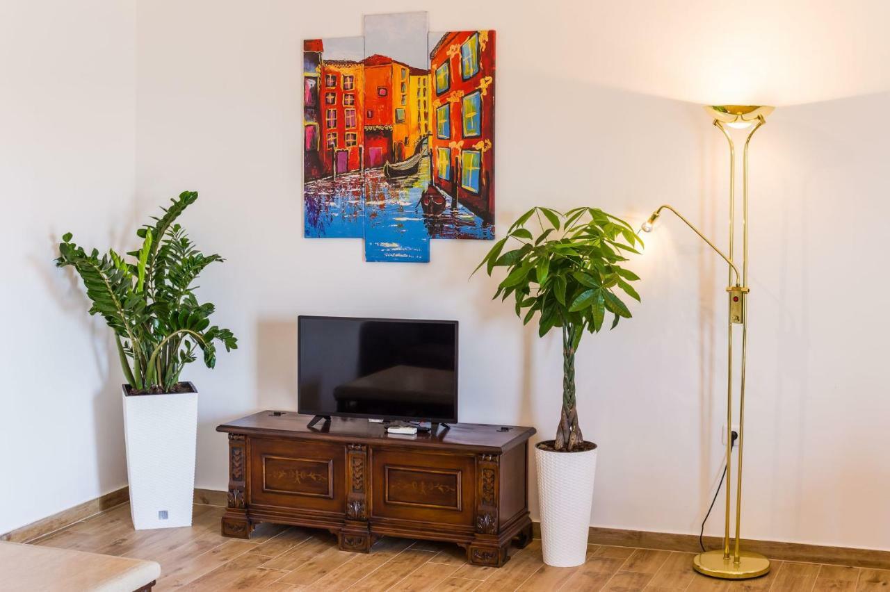 Apartment Alex Zadar Exterior photo